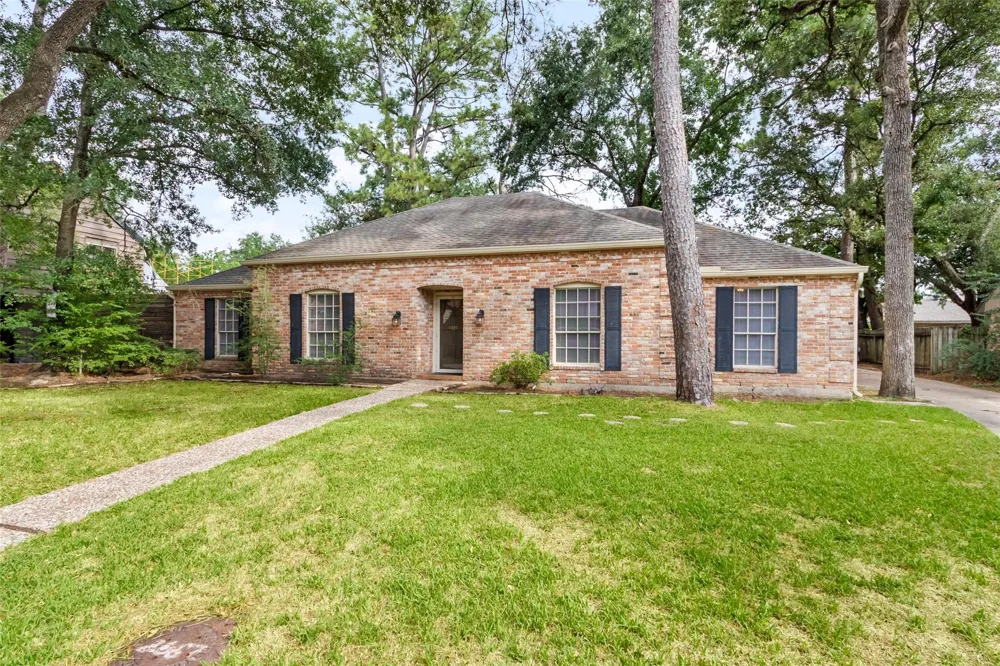 1411 Big Horn Drive Houston, TX 77090