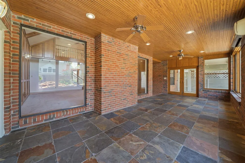 5406 Autumn Breeze Court Spring, TX 77379