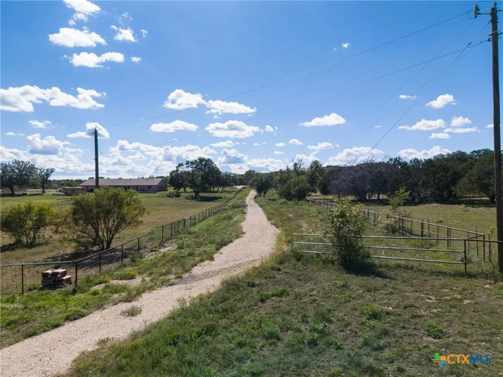 6855 FM 2657 Kempner, TX 76539