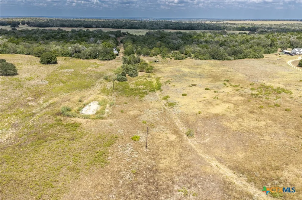 2195 Mule Creek Road Harwood, TX 78632