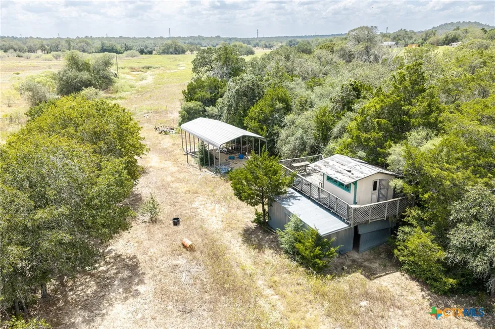 2195 Mule Creek Road Harwood, TX 78632