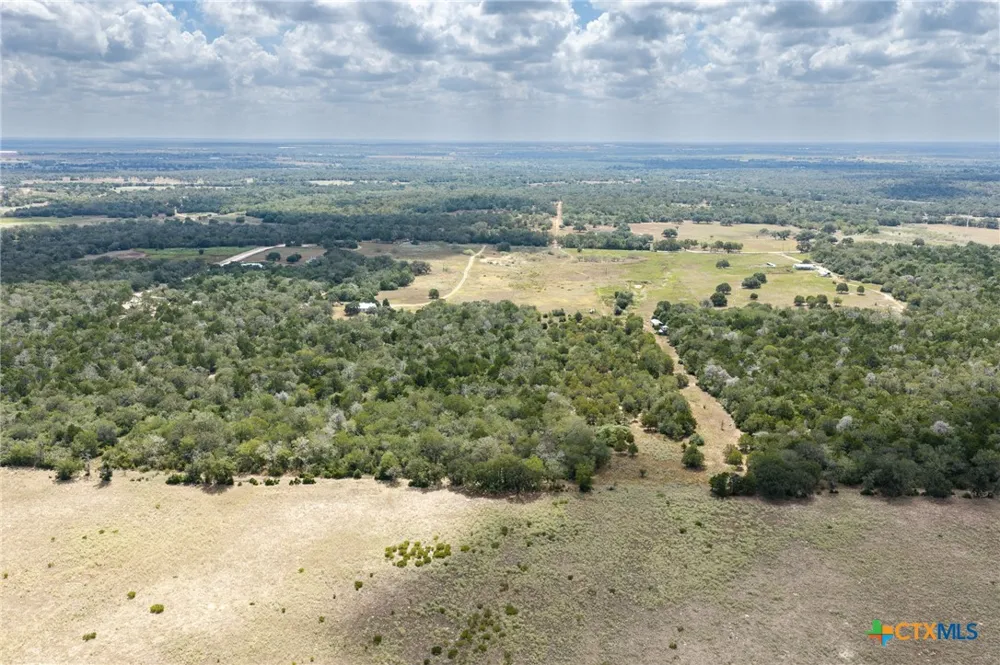2195 Mule Creek Road Harwood, TX 78632