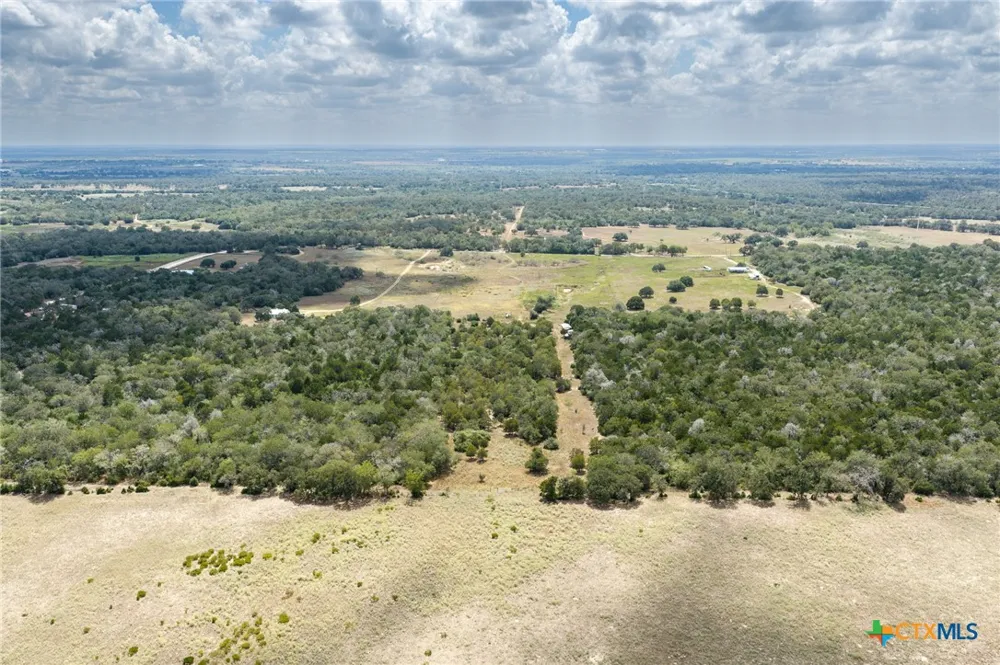 2195 Mule Creek Road Harwood, TX 78632