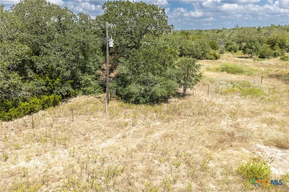 2195 Mule Creek Road Harwood, TX 78632