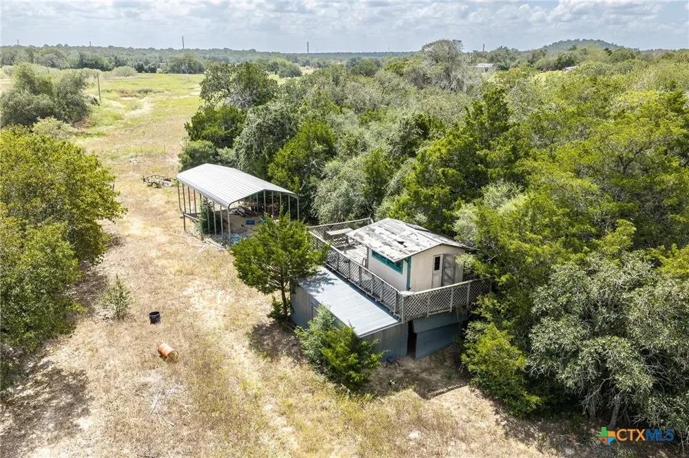 2195 Mule Creek Road Harwood, TX 78632