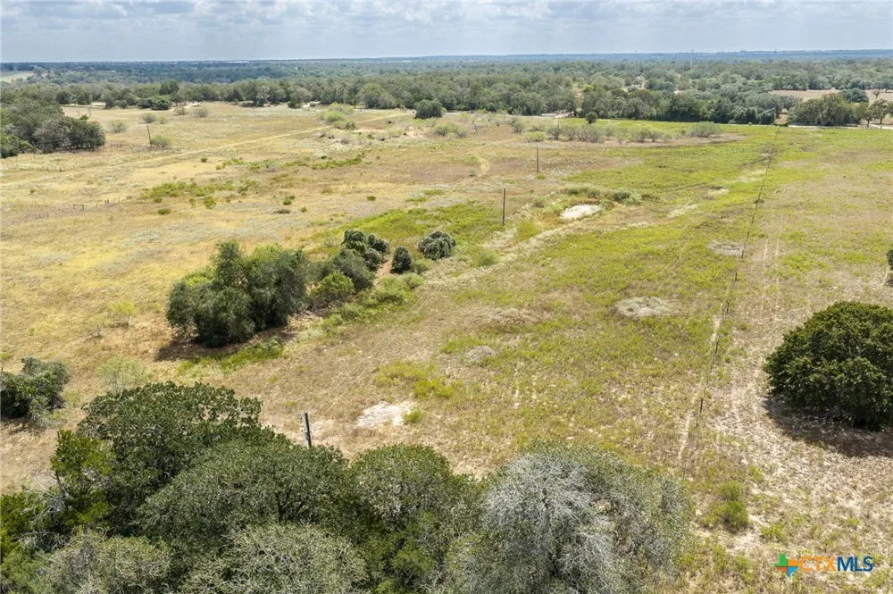 2195 Mule Creek Road Harwood, TX 78632