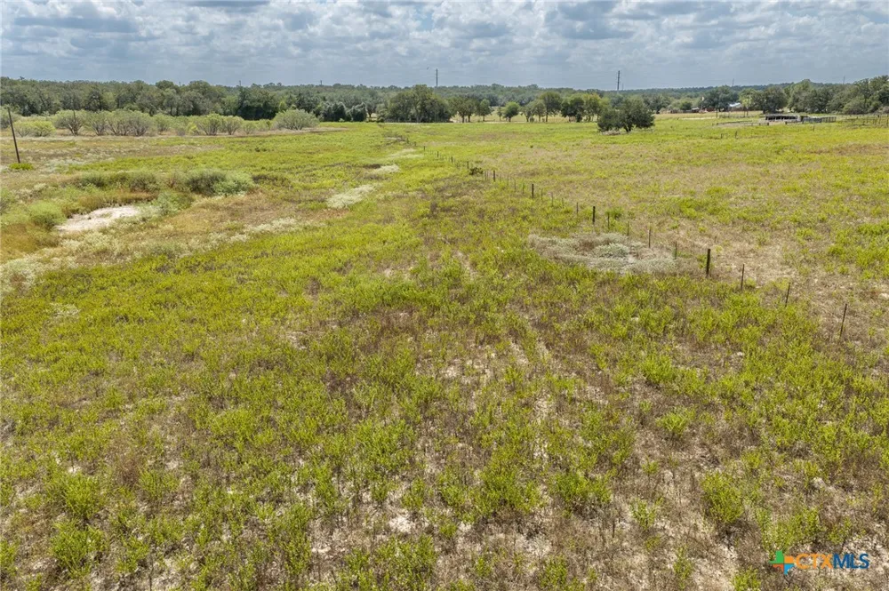 2195 Mule Creek Road Harwood, TX 78632