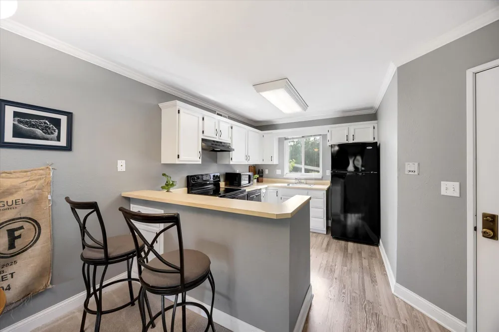 3344 Devonwood Hills NE Grand Rapids, MI 49525