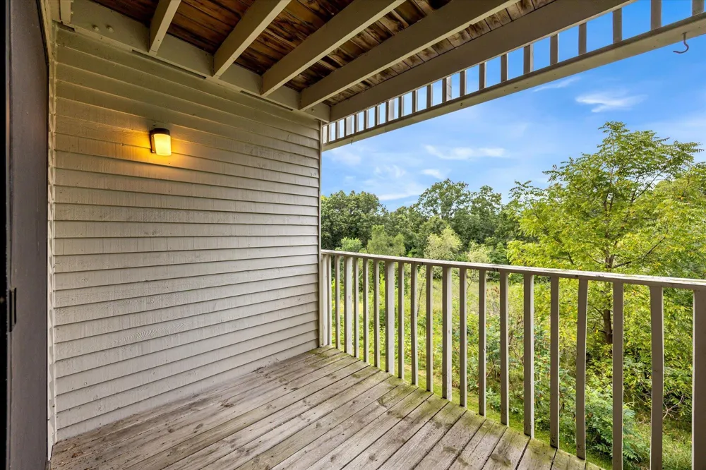 3344 Devonwood Hills NE Grand Rapids, MI 49525