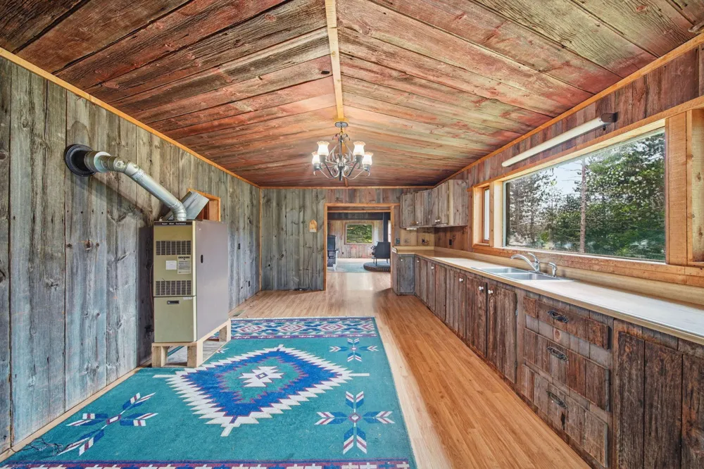 5096 Page Avenue Jackson, MI 49201