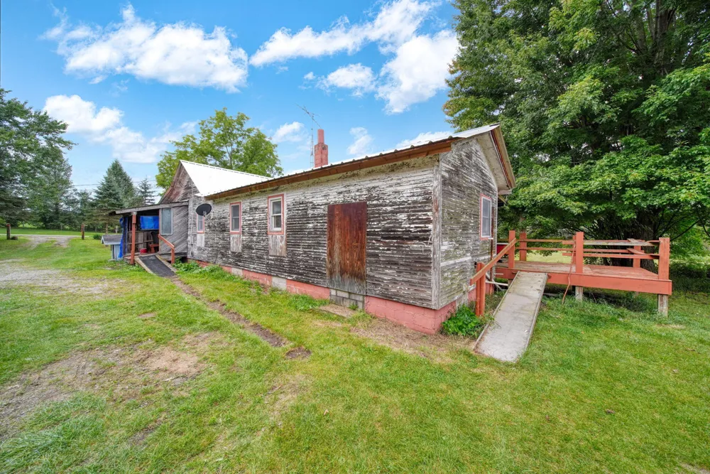 5096 Page Avenue Jackson, MI 49201