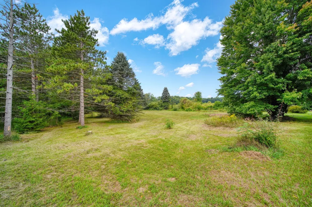 5096 Page Avenue Jackson, MI 49201
