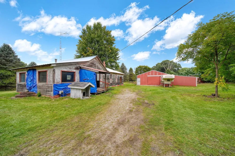 5096 Page Avenue Jackson, MI 49201