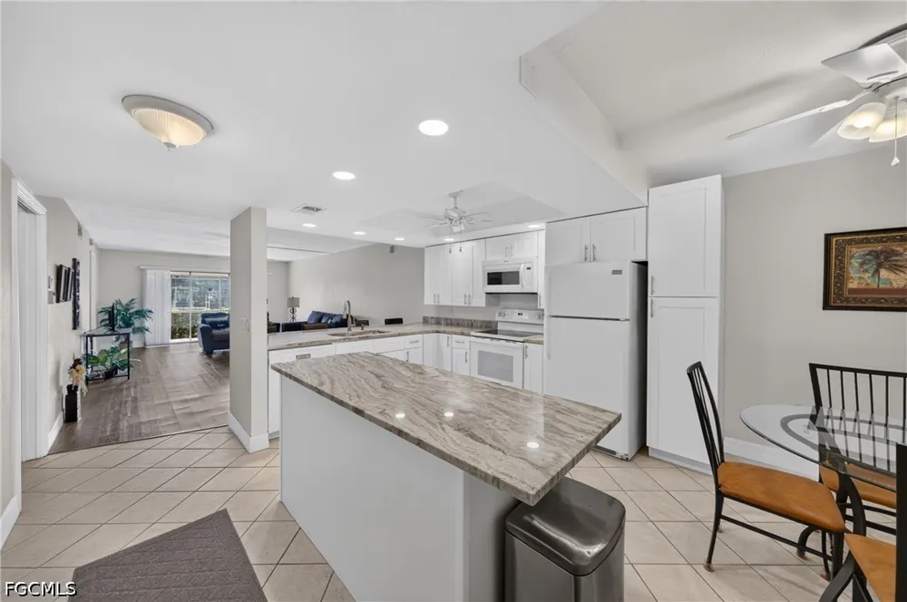 SE 17th Place #103 Cape Coral, FL 33904