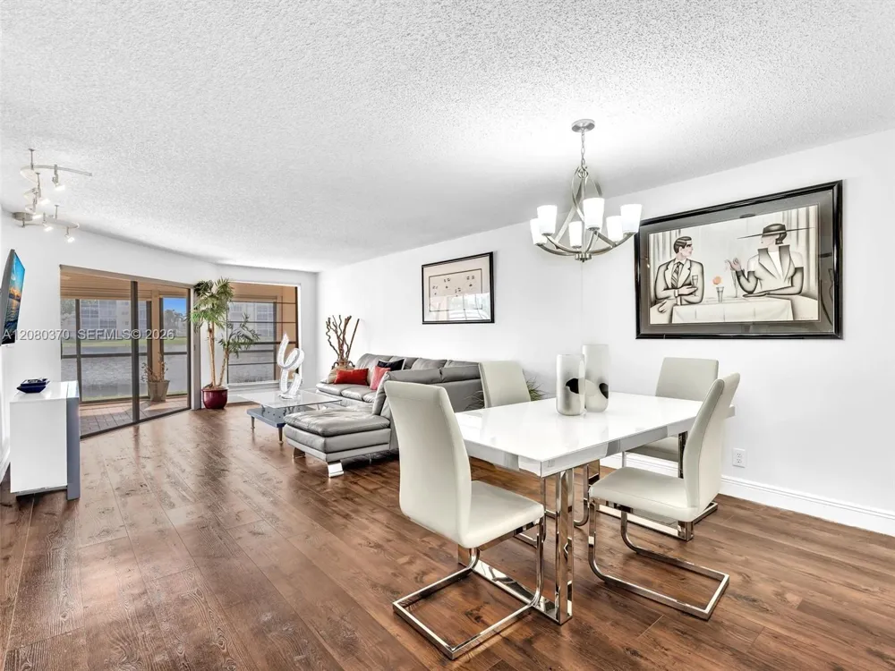 7518 Fairfax Dr #110 Tamarac, FL 33321