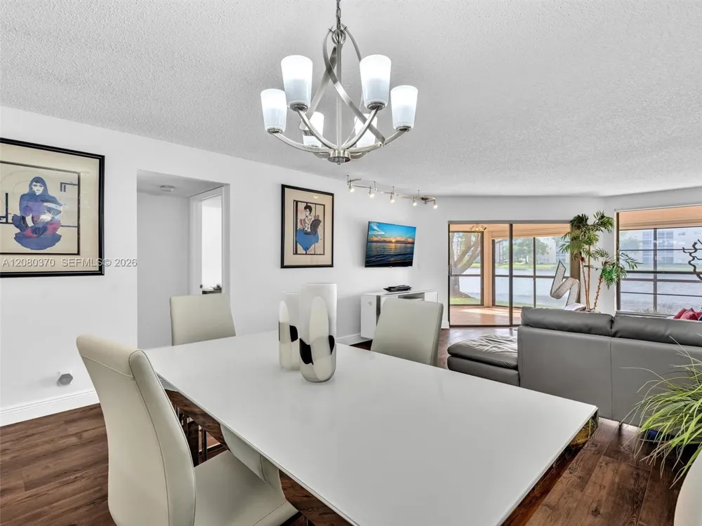 7518 Fairfax Dr #110 Tamarac, FL 33321