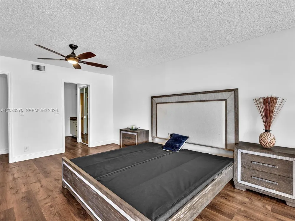 7518 Fairfax Dr #110 Tamarac, FL 33321