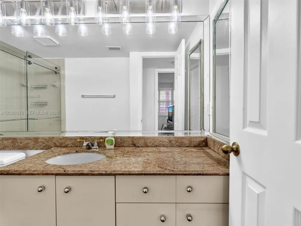 7518 Fairfax Dr #110 Tamarac, FL 33321