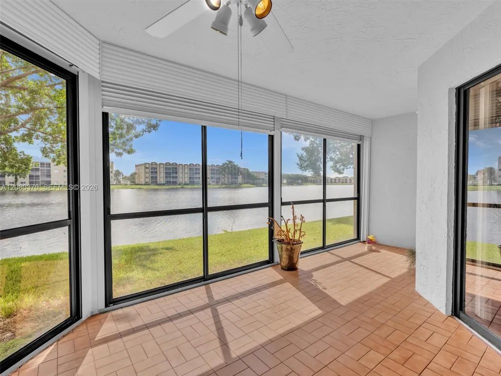 7518 Fairfax Dr #110 Tamarac, FL 33321