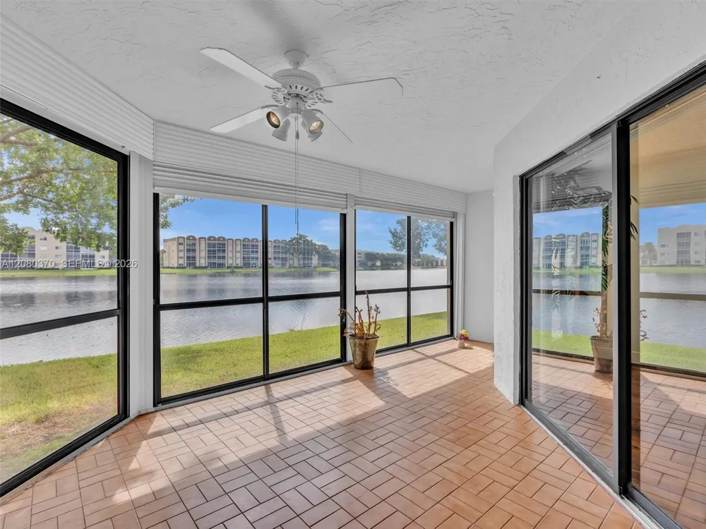 7518 Fairfax Dr #110 Tamarac, FL 33321