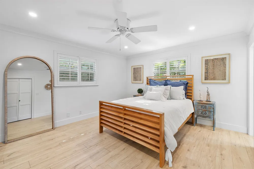 2641 NE 52nd Street Lighthouse Point, FL 33064