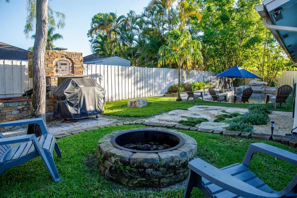 900 COSMOS COURT Wellington, FL 33414
