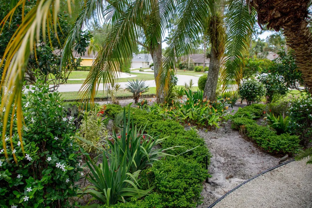 900 COSMOS COURT Wellington, FL 33414