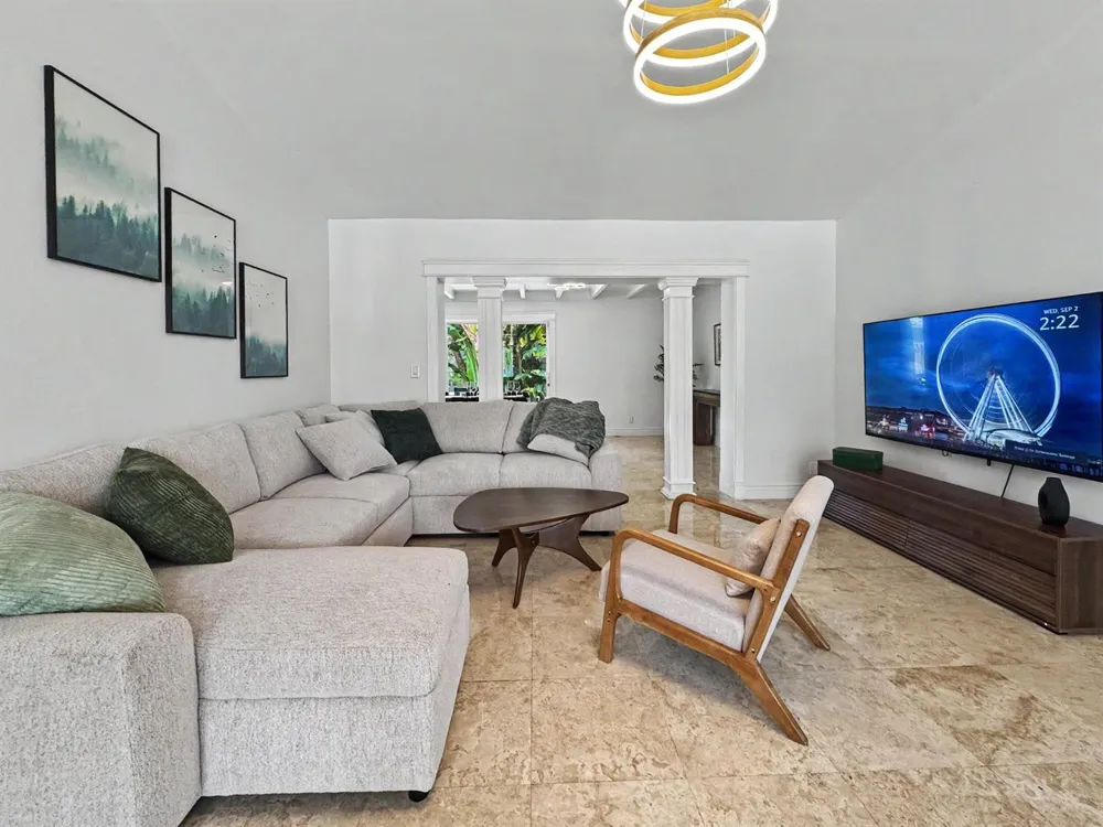 2836 NW 11TH AVENUE Wilton Manors, FL 33311