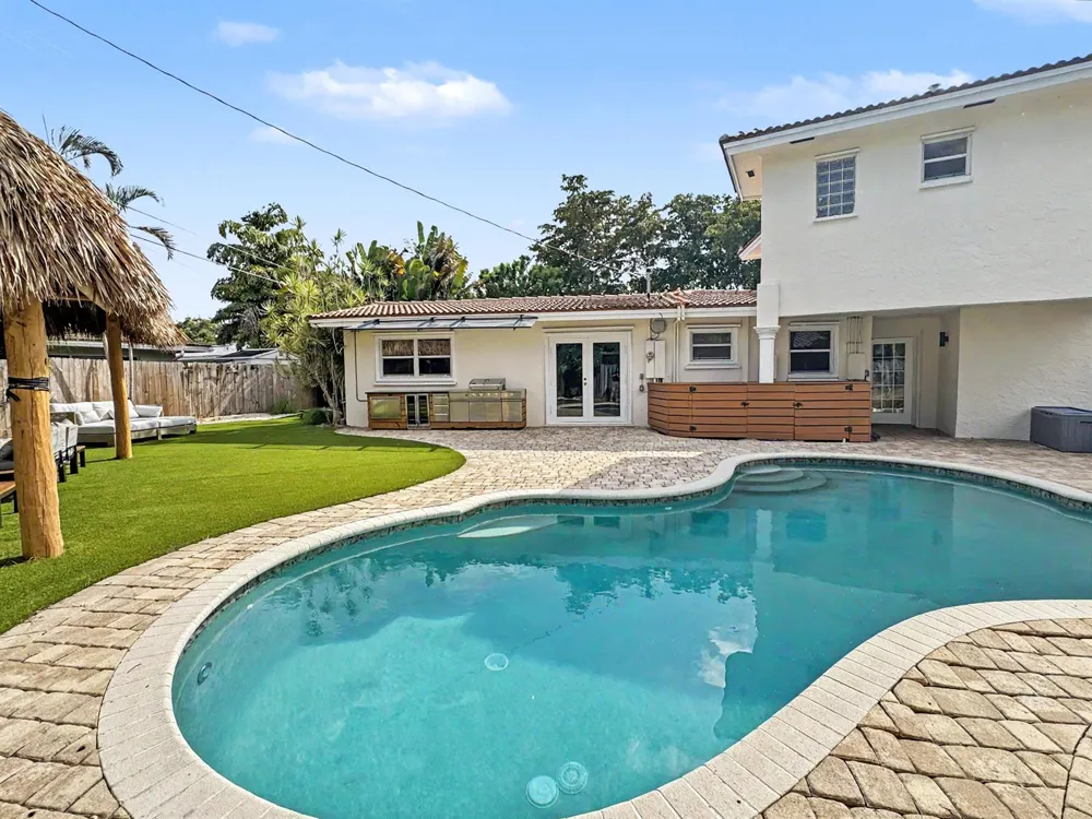 2836 NW 11TH AVENUE Wilton Manors, FL 33311