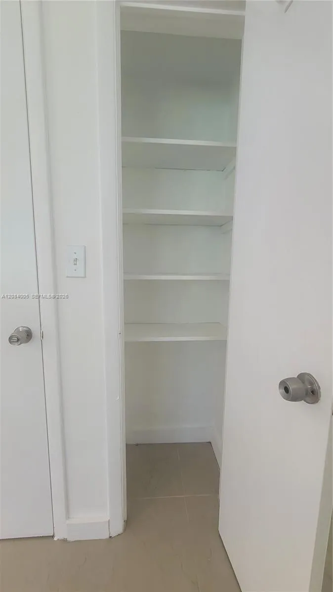 2615 SW 22nd Ave #17 Miami, FL 33133