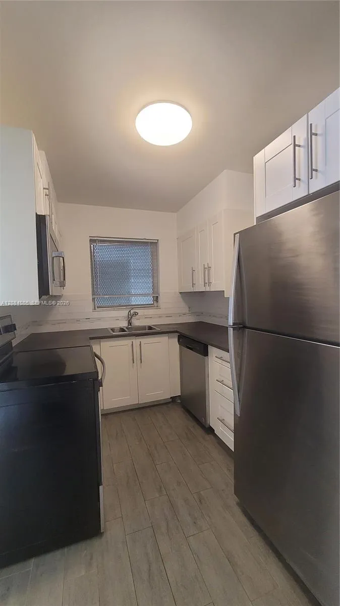 2615 SW 22nd Ave #17 Miami, FL 33133