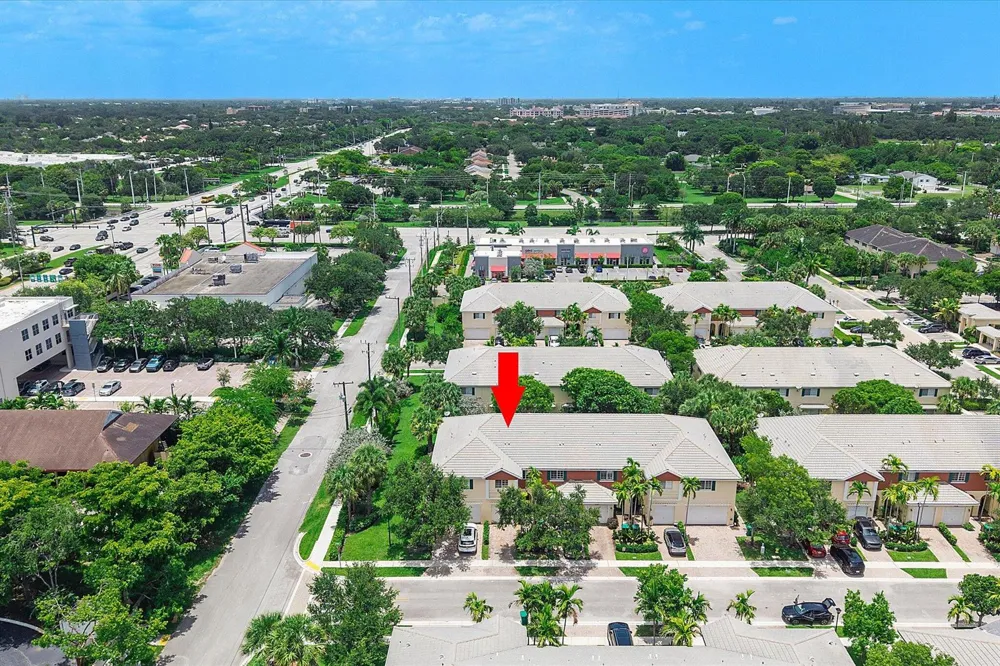 7783 DEERCREEK COURT Davie, FL 33328
