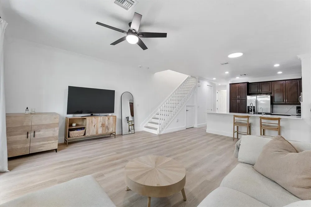 7783 DEERCREEK COURT Davie, FL 33328