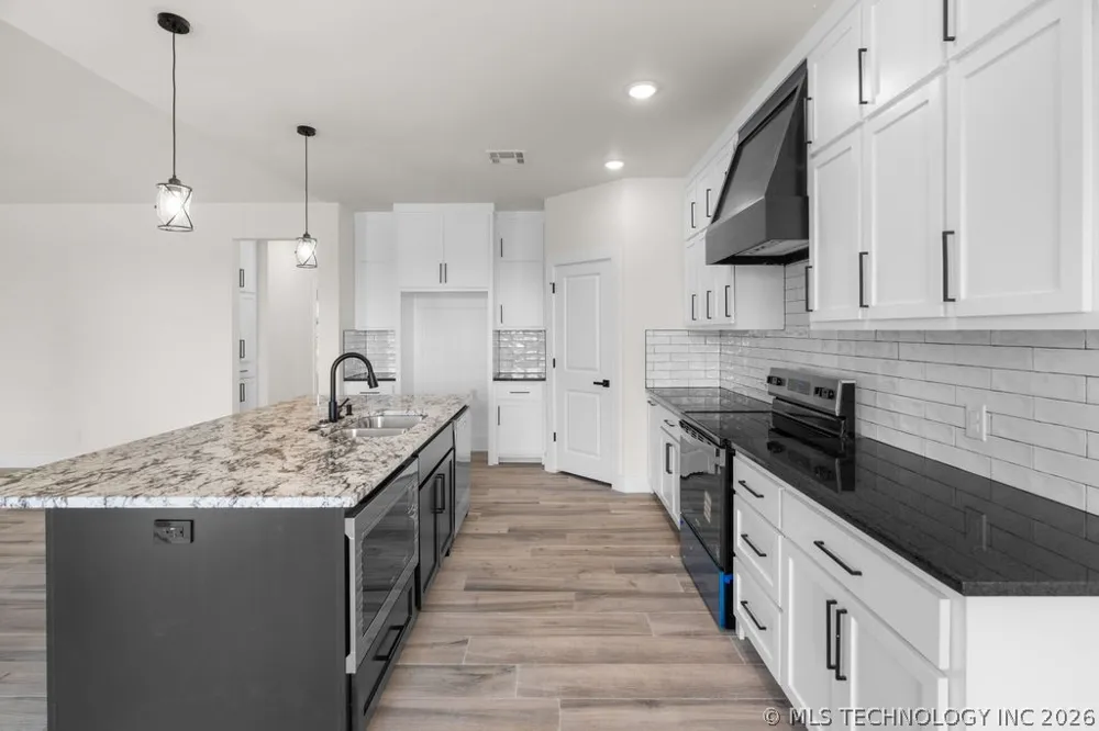 13123 Whimsical Kingston, OK 73439