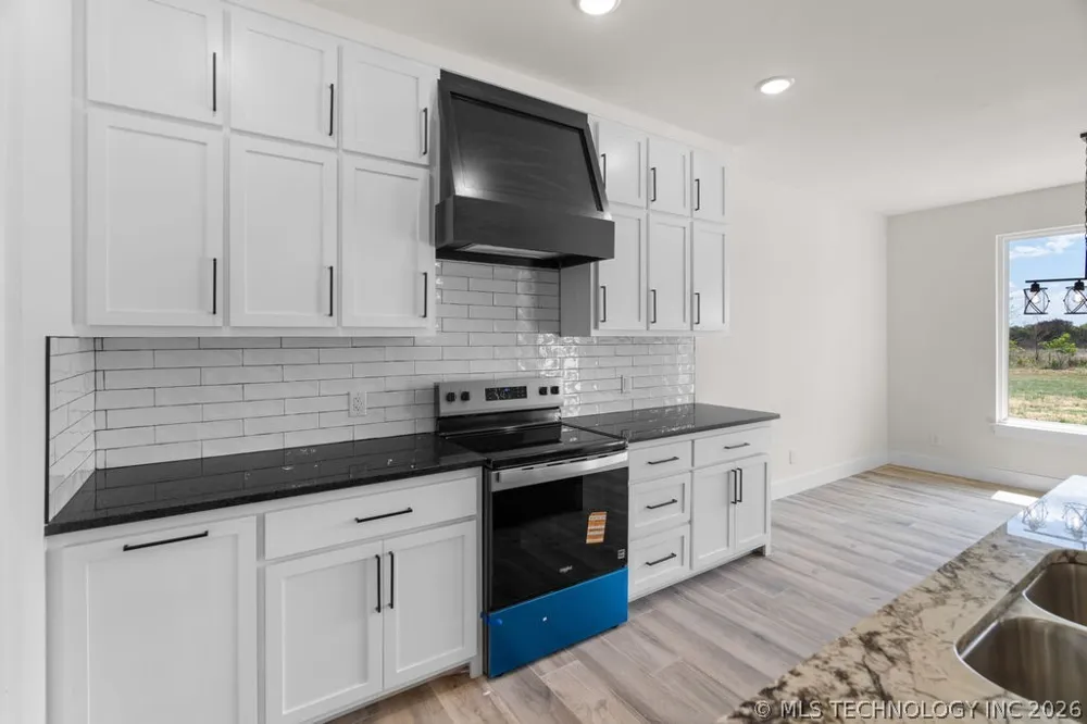 13123 Whimsical Kingston, OK 73439