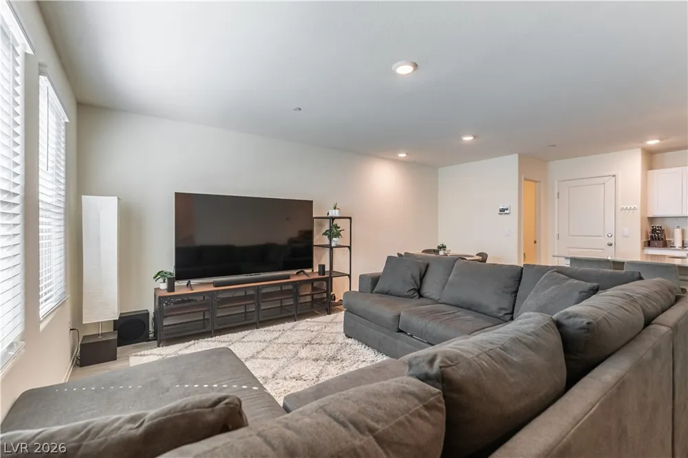 6168 Aster Garden Street North Las Vegas, NV 89081