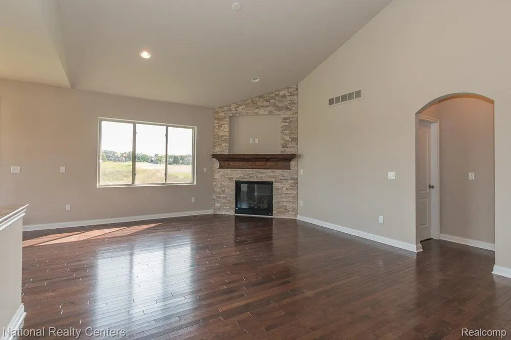 920 Timberbrook Lane Oxford Charter Township, MI 48371