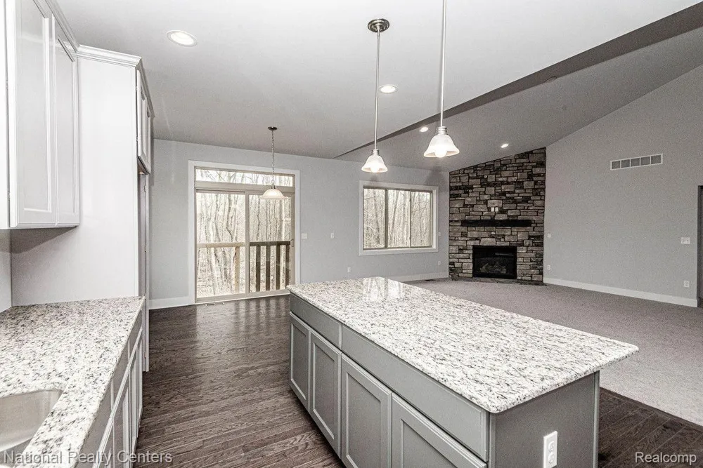 920 Timberbrook Lane Oxford Charter Township, MI 48371