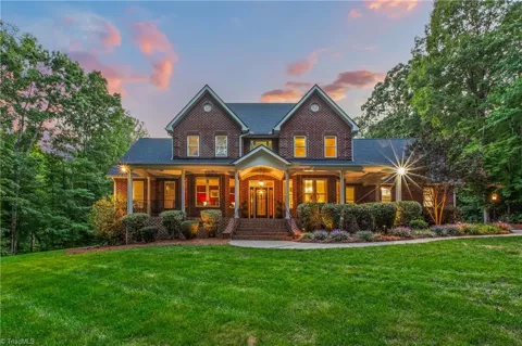 370 Rabbit Farm Trail
