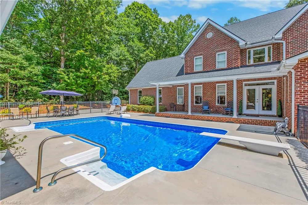 370 Rabbit Farm Trail Advance, NC 27006