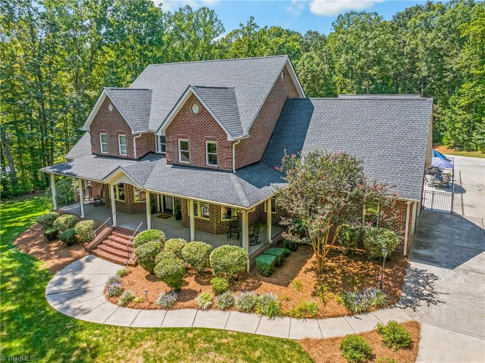 370 Rabbit Farm Trail Advance, NC 27006