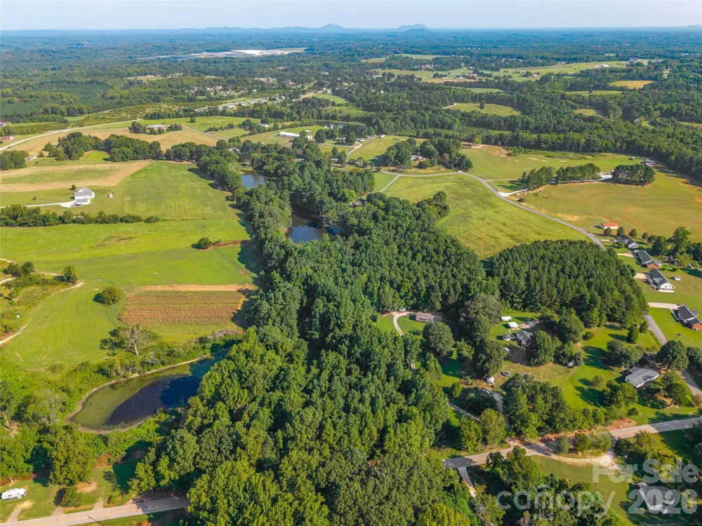 1662 Springlake Road York, SC 29745