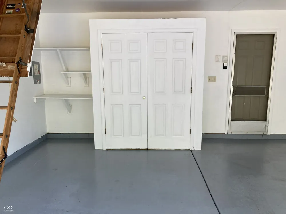 2580 Willow Way Indianapolis, IN 46268