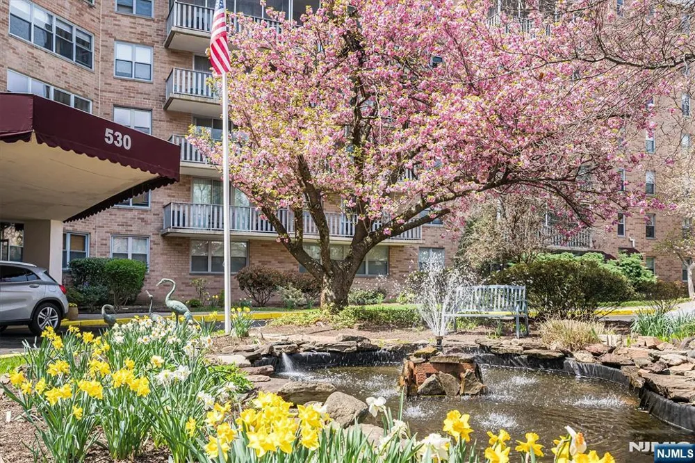 530 Valley Montclair, NJ 07043
