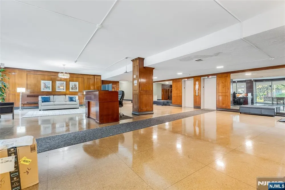 530 Valley Montclair, NJ 07043