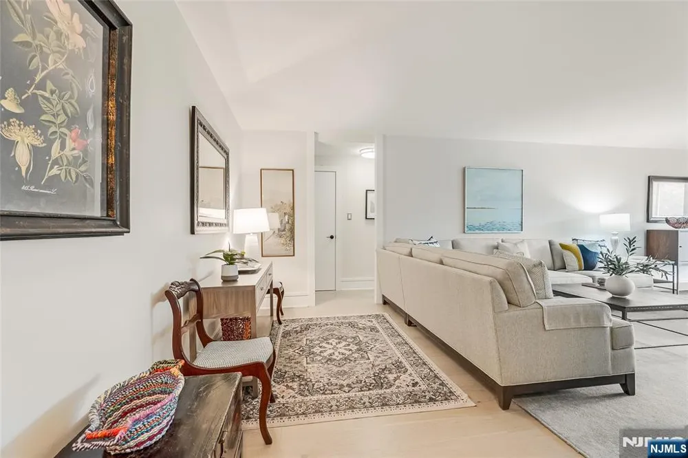 530 Valley Montclair, NJ 07043