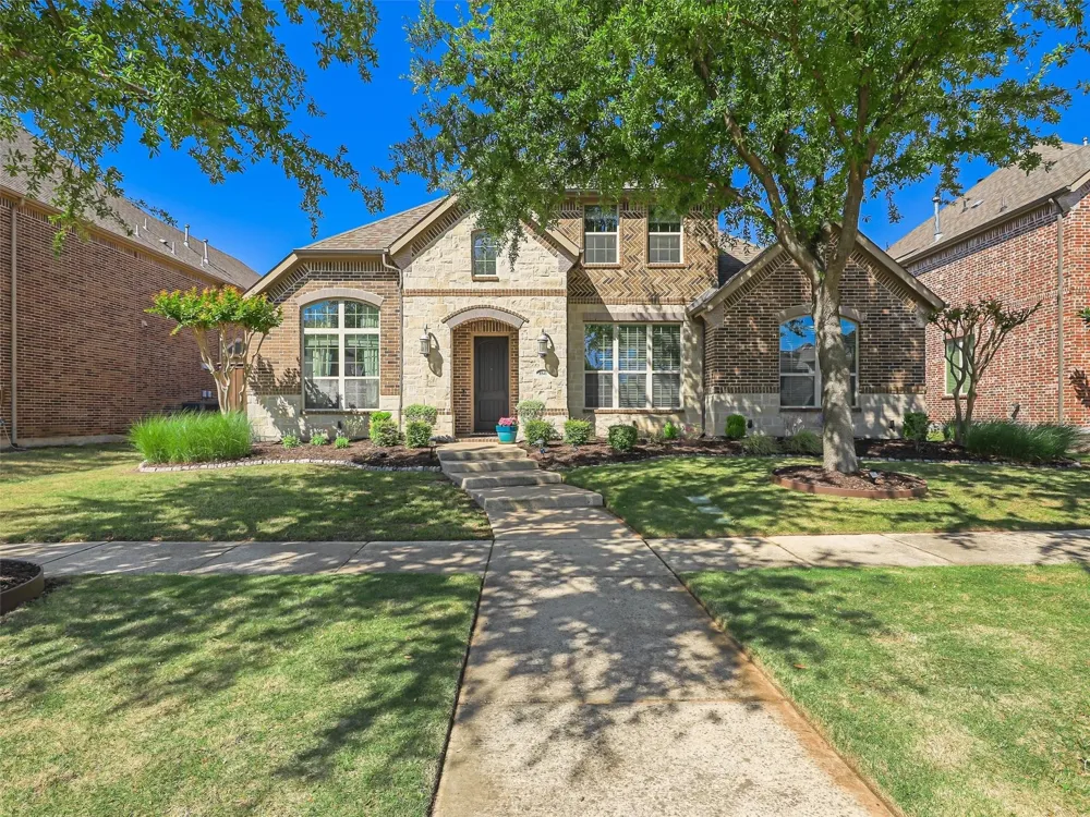 8841 Sutton Drive Frisco, TX 75035