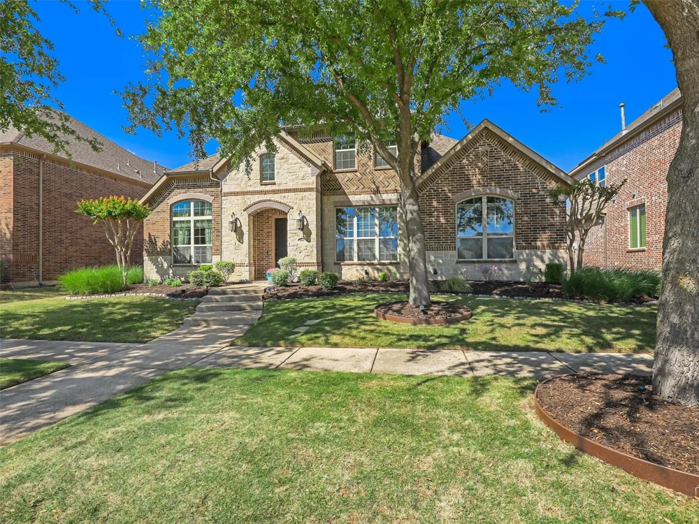 8841 Sutton Drive Frisco, TX 75035