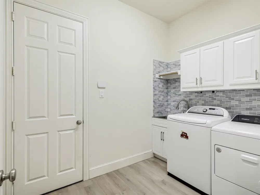 8841 Sutton Drive Frisco, TX 75035