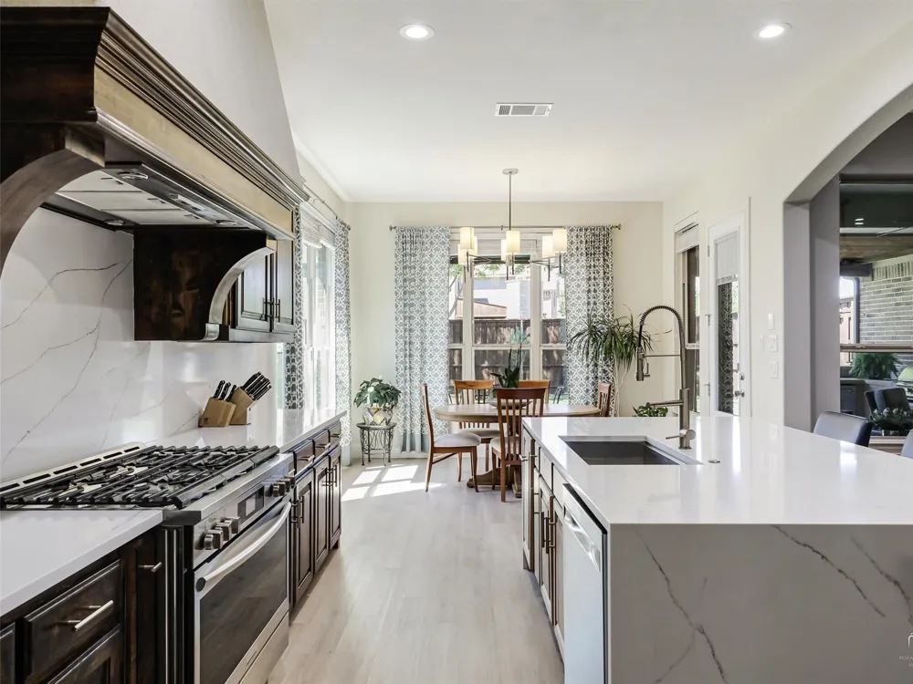 8841 Sutton Drive Frisco, TX 75035
